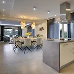 Villa Una Villa Pula
